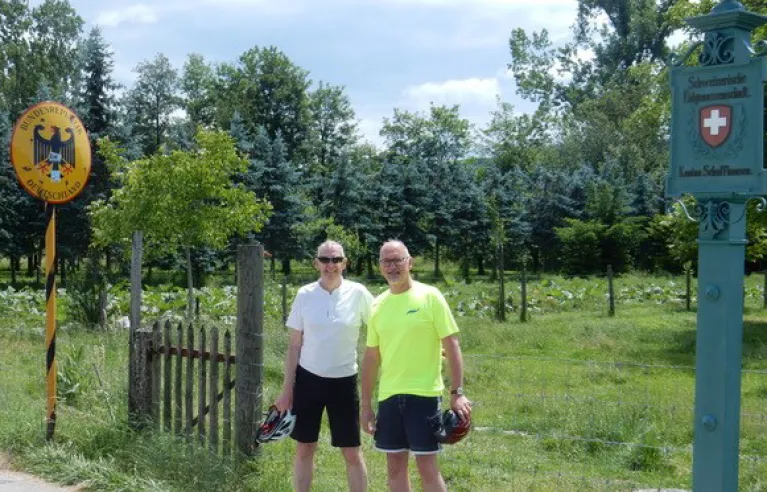 A la frontière entre l'Allemagne et la Suisse