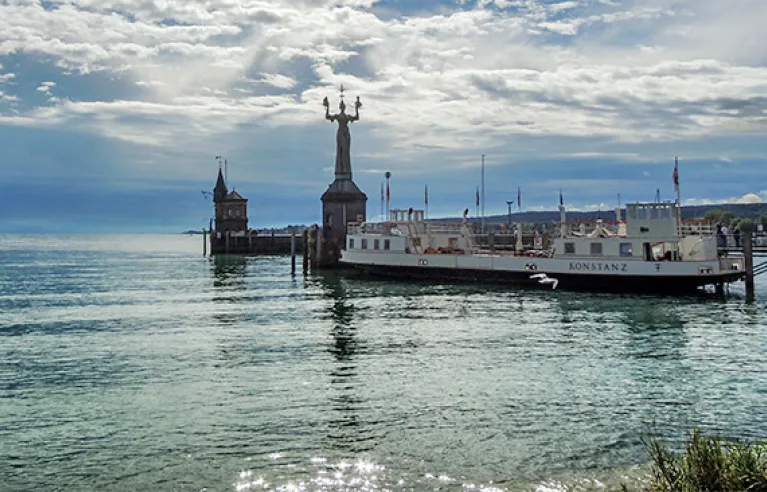 Imperia devant le port de Constance